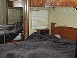 2006 Winnebago Vectra Photo #2