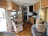 1995 Winnebago Vectra Photo #2