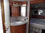 2005 Winnebago Vectra Photo #16