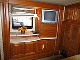 2005 Winnebago Vectra Photo #34