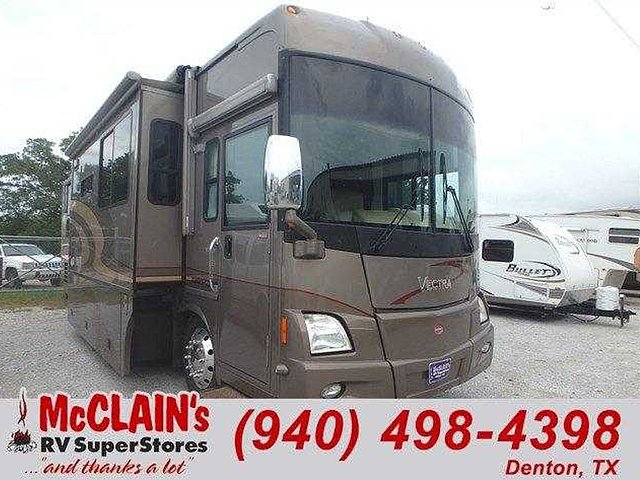 2006 Winnebago Vectra Photo