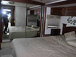 2004 Winnebago Vectra Photo #17