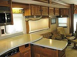 2007 Winnebago Vectra Photo #4