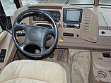 1999 Winnebago Vectra Photo #2