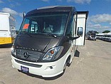 2015 Winnebago Via Photo #9