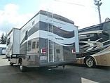 2010 Winnebago Vista Photo #3
