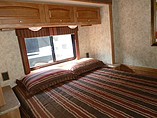 2010 Winnebago Vista Photo #16