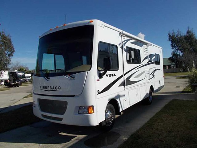 2013 Winnebago Vista Photo