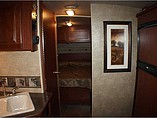 2015 Winnebago Vista Photo #9