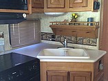 2011 Winnebago Vista Photo #9
