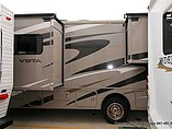 2014 Winnebago Vista Photo #25