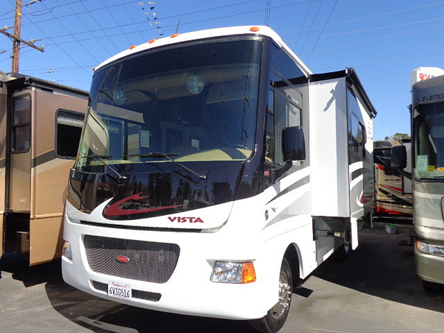 2012 Winnebago Vista Photo
