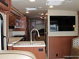 2015 Winnebago Vista Photo #9