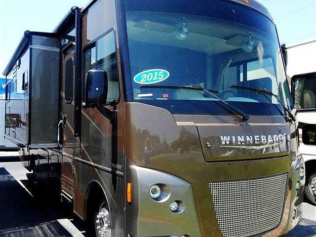 2015 Winnebago Vista Photo
