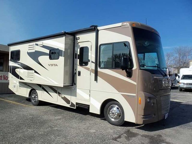 2015 Winnebago Vista Photo