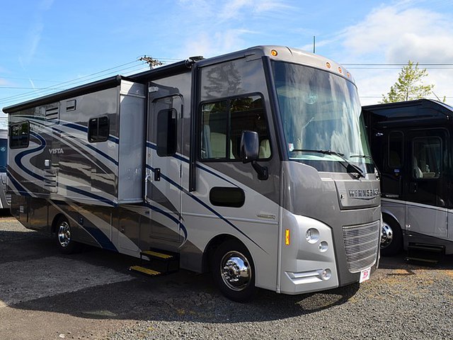2016 Winnebago Vista Photo