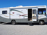 08 Winnebago Vista