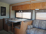 2008 Winnebago Vista Photo #2