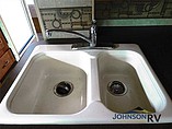 2010 Winnebago Vista Photo #18
