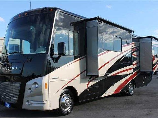 2015 Winnebago Vista Photo