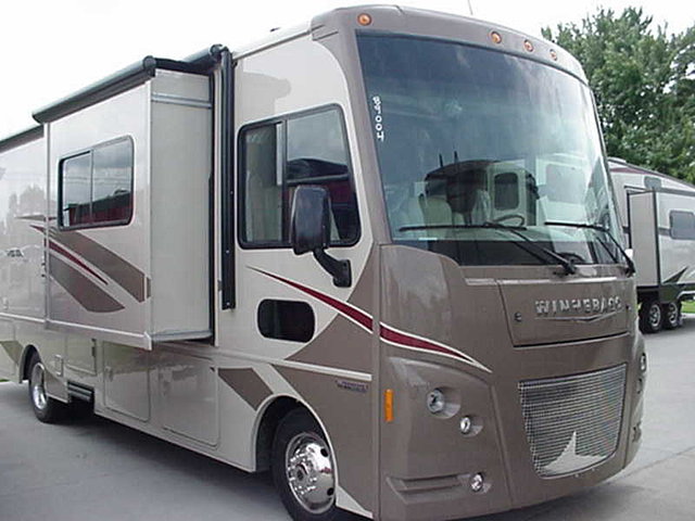 2016 Winnebago Vista Photo