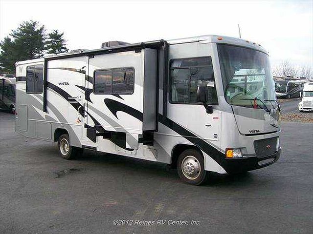 2011 Winnebago Vista Photo