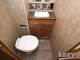 2016 Winnebago Vista Photo #43