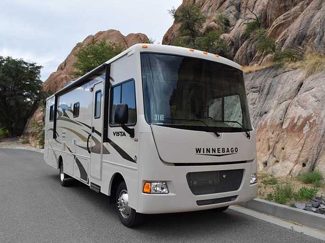 2015 Winnebago Vista Photo