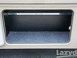 2016 Winnebago Vista Photo #10
