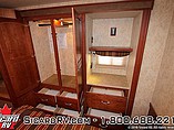 2010 Winnebago Vista Photo #24