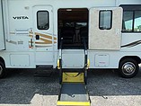 2011 Winnebago Vista Photo #7