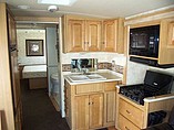 2011 Winnebago Vista Photo #14