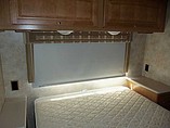 2011 Winnebago Vista Photo #25