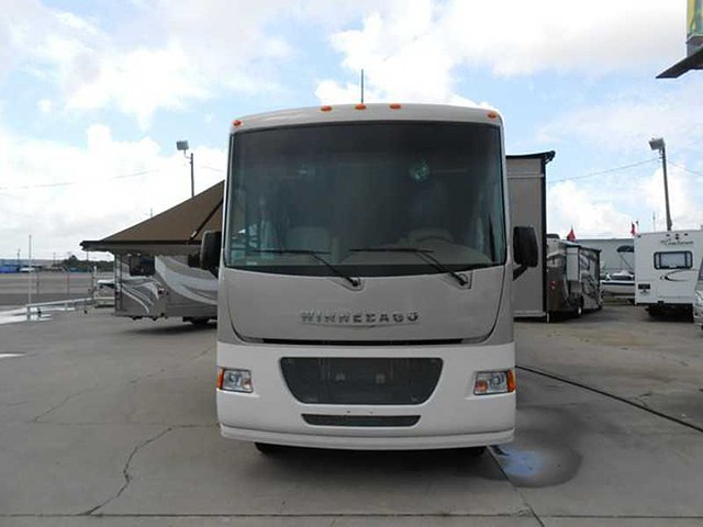 14 Winnebago Vista