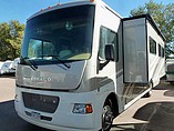 2014 Winnebago Vista Photo #2