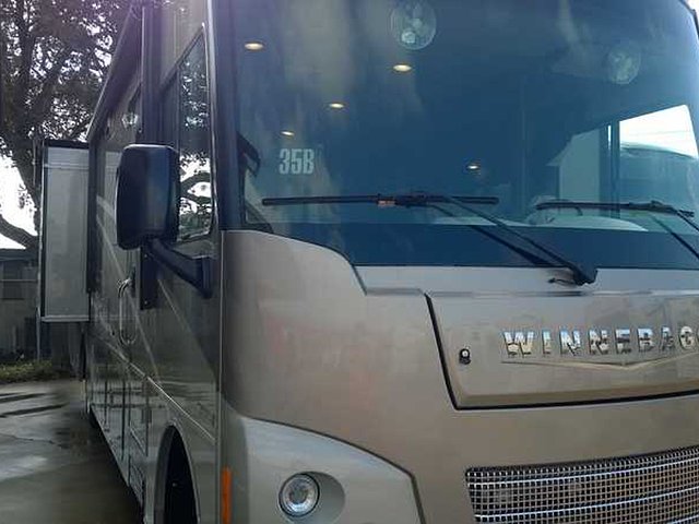 2015 Winnebago Vista Photo