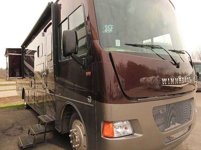 2014 Winnebago Vista Photo