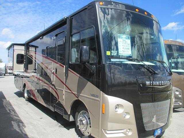 2015 Winnebago Vista Photo