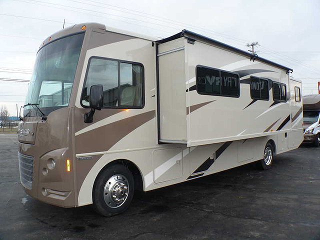 2015 Winnebago Vista Photo