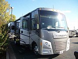 2015 Winnebago Vista Photo #2