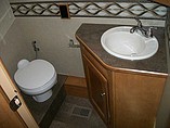 2015 Winnebago Vista Photo #18