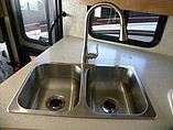 2016 Winnebago Vista Photo #39