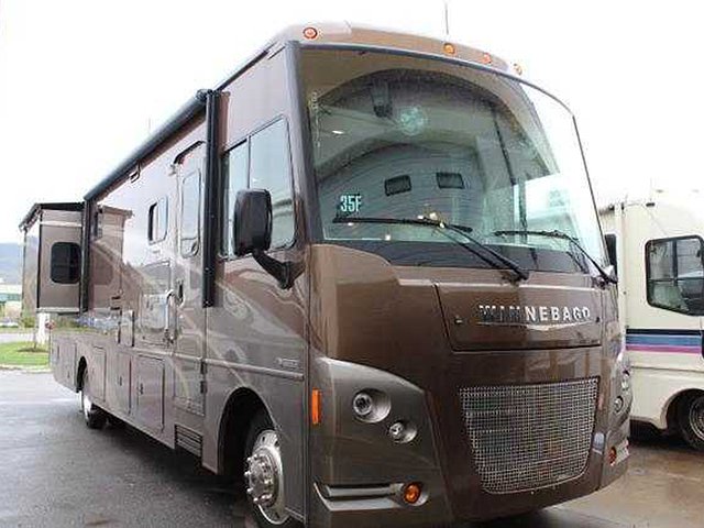 2015 Winnebago Vista Photo