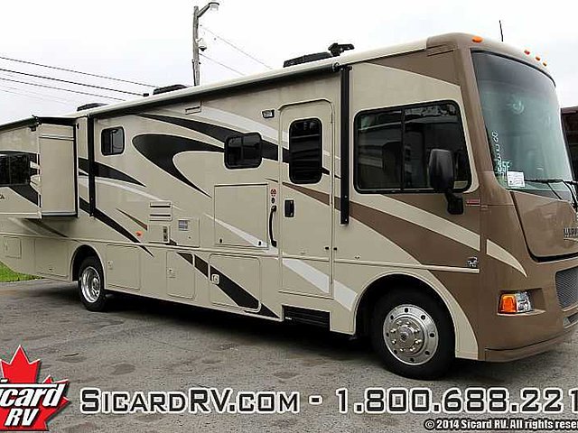 2015 Winnebago Vista Photo