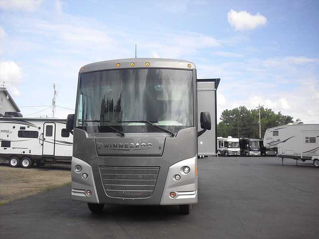 2015 Winnebago Vista Photo