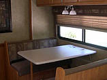 2008 Winnebago Vista Photo #11