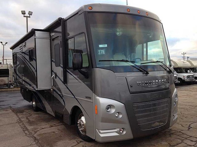 2015 Winnebago Vista Photo