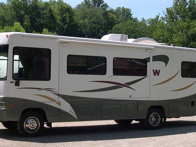 2008 Winnebago Vista Photo