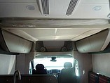 2015 Winnebago Viva Photo #16