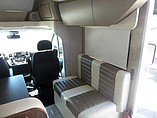 2015 Winnebago Viva Photo #7